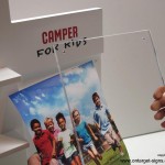 ontarget-blog-plv-madera-ejemplo-camper-display-cartela